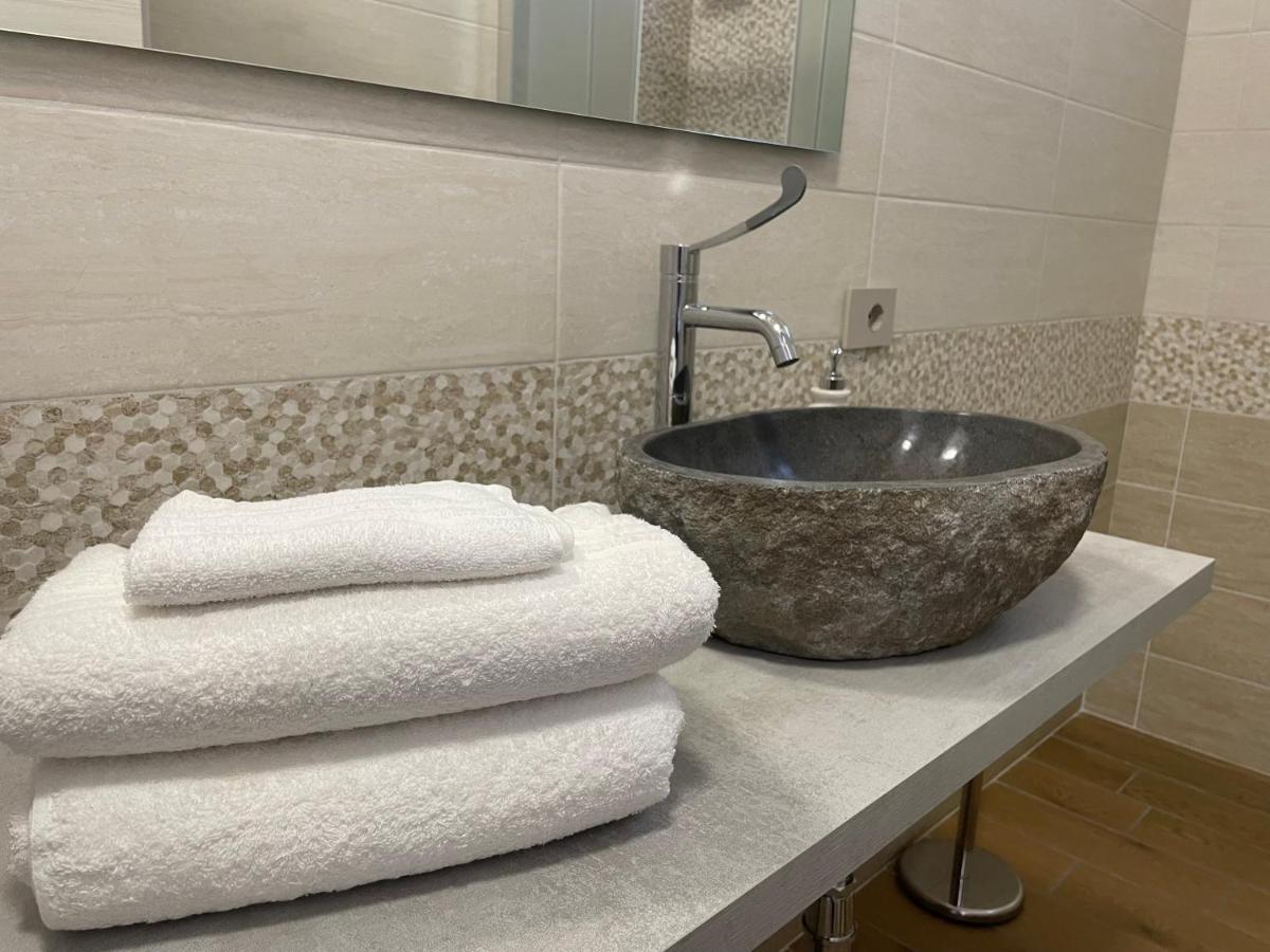Villoresi Rooms Castano Primo Exterior photo